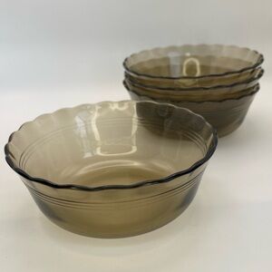 Set of 4 Vintage Pyrex custard bowls, smoky brown